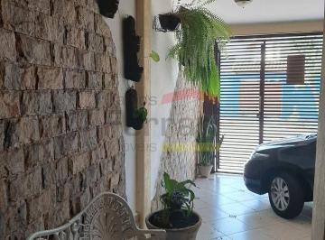 Casa · 168m² · 3 Quartos · 1 Vaga · LINDO SOBRADO NO BAIRRO DA ÁGUA FRIA !!!! PERMUTA