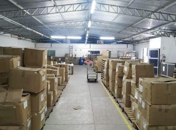 Comercial · 1122m² · 10 Vagas · Galpão 1.220 m² localizado no bairro Príncipe de Gales Santo André - SP