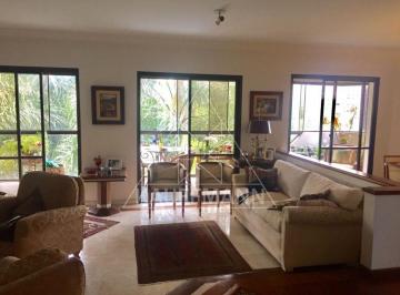 Apartamento · 205m² · 3 Quartos · 2 Vagas · Espaçoso Apartamento de 205m² no Morumbi - 3 Dormitórios, 1 Suíte, 2 Vagas de Garagem