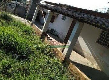 6889055ffe18907eda8cd50dbb25956c1fa84985 · Casa com 2 dormitórios à venda, 250 m² por R$ 318.000,00 - Vila Favorino - Caçapava/SP