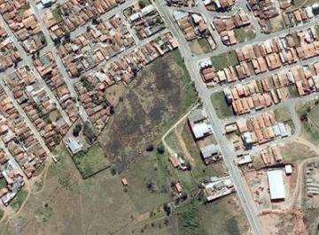 07d24ad5c165b8809da9509e64ae5c1a8913471f · Oportunidade: Área com 18 mil m² próximo ao centro de Taubaté.