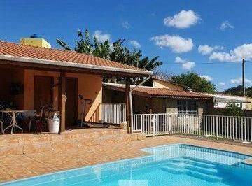 Casa · 212m² · 3 Quartos · 2 Vagas · Casa à Venda - Das Posses, Serra Negra 900 m²  - 3 Quartos um suíte