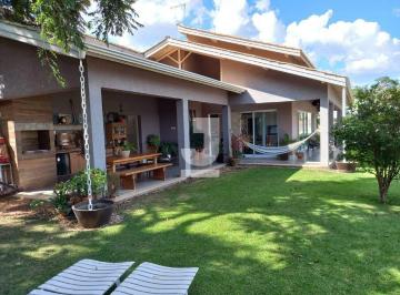 Casa · 212m² · 3 Quartos · 4 Vagas · Casa em condomínio à venda em Atibaia
