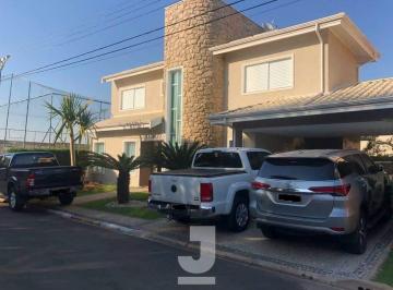 Casa · 320m² · 3 Quartos · 4 Vagas · Casa à venda - em Betel