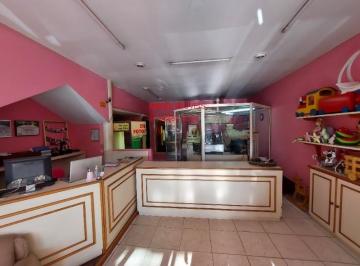 2021/10/3a5f9a74546b3eb87c05a5da803f6316.jpg · COMERCIAL - CENTRO