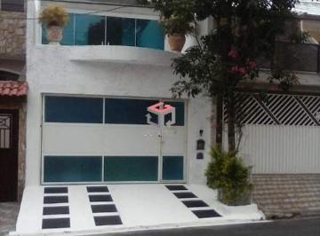 Casa · 420m² · 4 Quartos · 4 Vagas · Sobrado com 420m² localizado no Parque Selecta em São Bernardo do Campo/SP.