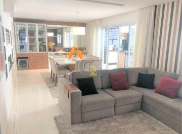 Apartamento · 185m² · 3 Quartos · 2 Vagas · Apartamento à venda na Água Branca com 3 suítes e 2 vagas