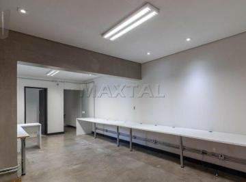 Comercial · 220m² · 3 Quartos · 2 Vagas · Sobrado à venda de 220 m² em Santana, 3 dormitórios, 3 suítes, 1 sala.