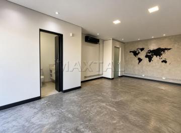Comercial · 220m² · 3 Quartos · 2 Vagas · Sobrado à venda de 220 m² em Santana, 3 dormitórios, 3 suítes, 1 sala.