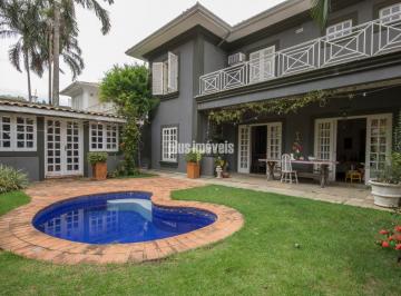 Casa · 258m² · 4 Quartos · 3 Vagas · Morumbi - Nobre 389,0m² Área de Terreno, 258,0m² AC 4 Suítes 3 Gar - Piscina.