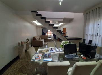 Casa de 3 quartos, Guarulhos · Sobrado 3 Dormitórios com 2 Vagas no Torres Tibagy
