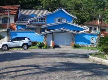 Casa · 600m² · 5 Quartos · 2 Vagas · Casa à venda - em Anil