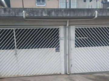 Casa · 152m² · 3 Quartos · 3 Vagas · Parque Maria Helena a 800 metros da Estação do Metrô Capão Redondo