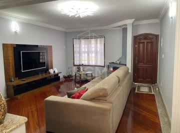 Casa · 280m² · 3 Quartos · 4 Vagas · Sobrado Exclusivo na Nova Petrópolis | Suíte com Hidromassagem, Closet e 4 Vagas
