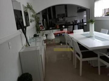 Casa · 100m² · 2 Quartos · 2 Vagas · Sobrado a venda, Vila Roque, 03 dormitórios, 01 suíte, 02 vagas