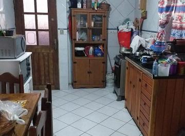 Casa · 240m² · 3 Quartos · 4 Vagas · Casa à venda - em Areal