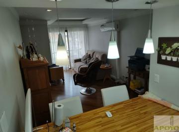 Apartamento · 58m² · 2 Quartos · 1 Vaga · Apartamento 2 dormitórios região Saúde totalmente reformado