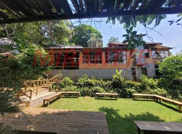 a068dd9a271a05662c02db178f270ab6.jpg · Sobrado de 328m² com 3 quartos