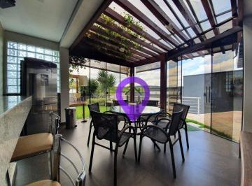 4864edc5b965a7fdb4003cc5c3d2face1a33daa4 · Casa de 340m² à venda no bairro Pousada dos Campos em Pouso Alegre. 4 suítes, piscina com deck e aca