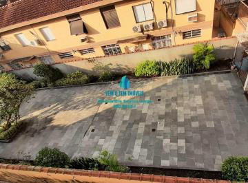 Casa · 246m² · 4 Quartos · 3 Vagas · Casa 100% Térrea, ISOLADA EM AMBOS OS LADOS, quase 700m² de área total no Gonzaga em Santos
