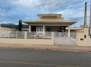 Foto 19 · Conforto, segurança e tranquilidade é o que você procura? Casa a venda, localizada no Bairro de Nere