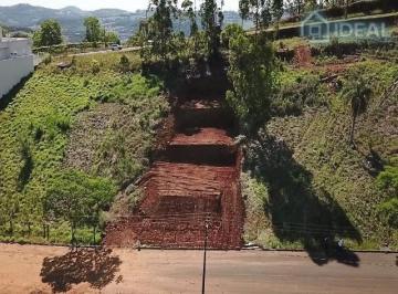 2021/11/8729ba97667d3fb820fa959625ceb42a.jpg · Terreno morro do Merlo