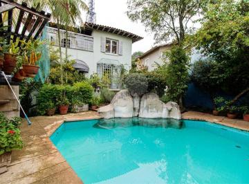 Área de Serviço · Casa com 4 quartos à venda em Pacaembu - SP