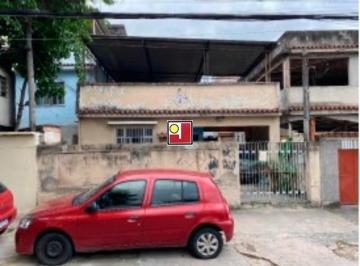 CASA · Vendo casa em Olaria, ótima rua, excelente ponto, preço baixinho, 210m² de terreno e 117m² construíd
