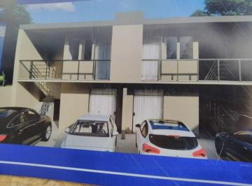 93923_30-1_174150.jpg · CASA GEMINADA COM ACABAMENTO DIFERENCIADO EM LOCAL EM CONSTANTE CRESCIMENTO. 