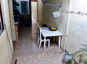 Casa · 227m² · 4 Quartos · 2 Vagas · CASA A VENDA NO CENTRO