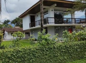 Foto 01 · Casa em Ubatuba, de frente para a Marginal e a Rodovia  na Praia da Maranduba