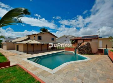 fb771c79beeda329c8aae526985a6e469a31e71f · CASA EM PONTA DE QUADRA, SHIS QI 28 LAGO SUL