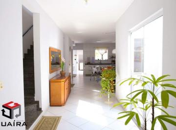 Casa · 196m² · 3 Quartos · 4 Vagas · Sobrado com 196 m² localizado no Bairro Jardim em Santo André.