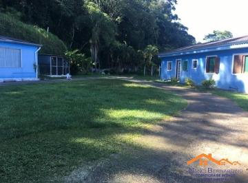 Casa · 5200m² · 2 Quartos · CHÁCARA EM SANTA ISABEL DENTRO DE CONDOMÍNIO