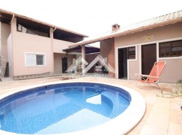 Casa · 250m² · 3 Quartos · 3 Vagas · Casa em Peruíbe