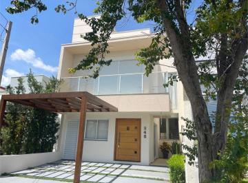 Área de Serviço · Condomínio com 3 quartos à venda em Parque residencial indaiá - SP