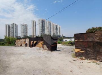 Área de Serviço · Terreno à venda em Jardim gilda maria - SP