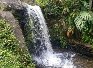 Rural de 2 quartos, Juquitiba · CHÁCARA COM CACHOEIRA EM JUQUITIBA COD: 4528 F:(11) 97302-9229 CESAR