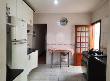 Imagem Principal · Sobrado à venda com 3 quartos, sendo 1 suíte,  em Vila Suissa, Mogi das Cruzes