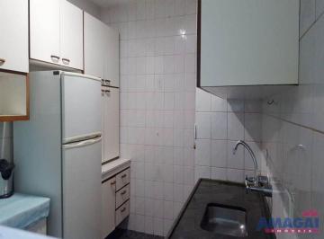 Casa · 180m² · 3 Quartos · 2 Vagas · Sobrado de 3 dormitórios