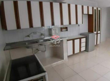 Casa · 277m² · 4 Quartos · 2 Vagas · More no Centro de São Bernardo em uma casa com 277 metros de área construída e 317 de terreno.