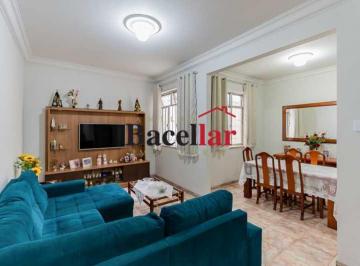 Apartamento · 99m² · 3 Quartos · Apartamento à venda - em Rocha