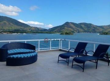 Casa · 300m² · 6 Quartos · 2 Vagas · Linda casa com vista para o mar de Angra