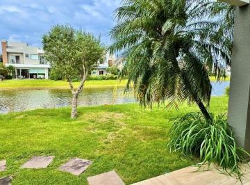 Casa · 320m² · 4 Quartos · 15 Vagas · BEIRA DE LAGO, VISTA PANORÂMICA com 04 suites