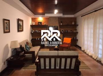 Casa · 266m² · 6 Quartos · 2 Vagas · Excelente Casa em Condomínio com Infra e Transporte na Porta