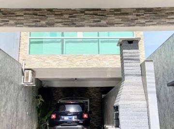 cf40d887d1b43d61bfe1a515c6faadb8a6dfb3ca · Sobrado com 3 dormitórios à venda, 274 m² por R$ 700.000,00 - Laranjeiras - Caieiras/SP