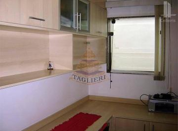 Casa · 520m² · 3 Quartos · 2 Vagas · Sobrado 3 Dormitórios- (piso de madeira) sendo 1 Suite 2 vagas