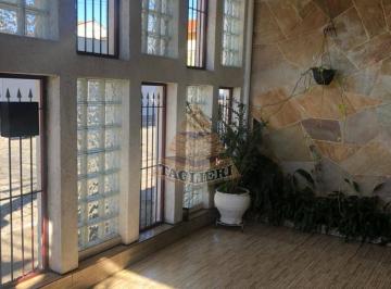 Casa · 190m² · 4 Quartos · 3 Vagas · Sobrado de esquina -4 dormitórios ao lado do metro carrão 190m² - Tatuapé