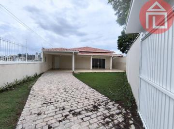 2cd9aab062666383b3a060487dd815f6e4254935 · Casa com 3 dormitórios para alugar, 250 m² por R$ 6.000,00/mês - Jardim América - Bragança Paulista/