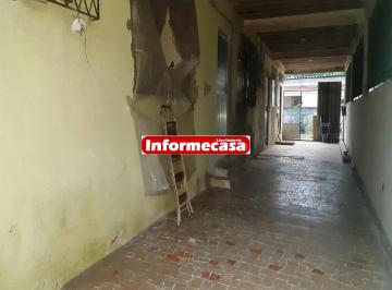 2021/11/a5db2391d1c4b8645027f9682687e003.jpg · 2 Casa independentes, a da frente composta de 3 dormitorios, 2 banheiros, atualmente esta dividida,